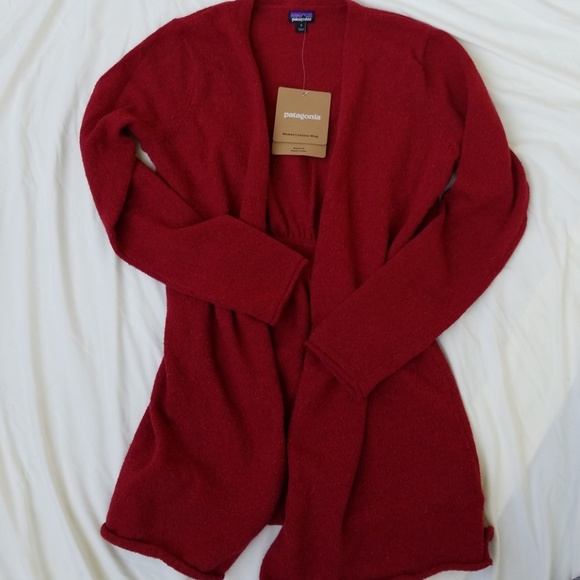 Patagonia Sweaters - Patagonia NWT  Loislee wrap size small❤❤❤